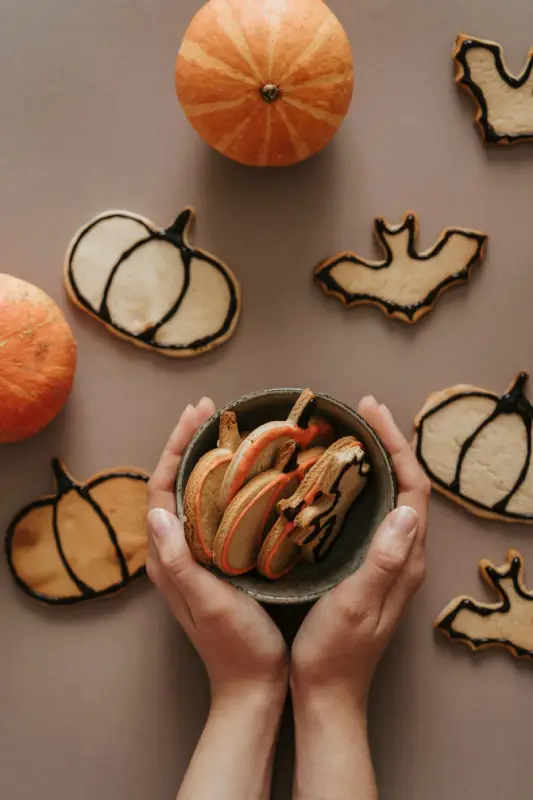 Biscuits d'Halloween : préparation du festin ! - Halloween à Saint-Julien